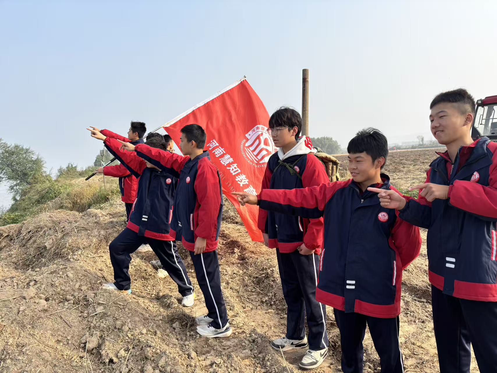 河南慧知·以爱为壤，向阳而生